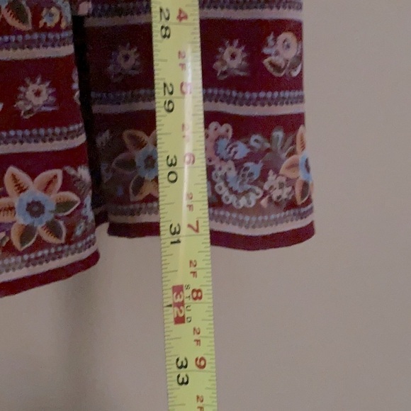 114. HOLLISTER Dress. Wine patterned strappy with ruffle. - Picture 6 of 6